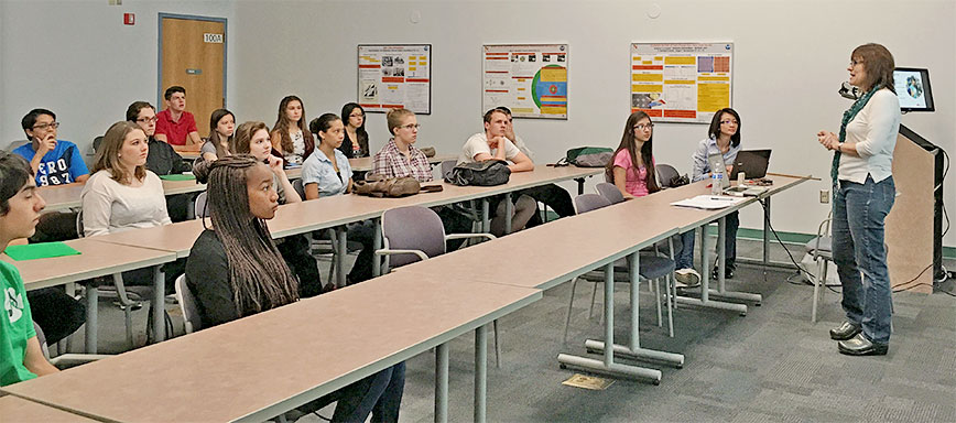 Albuquerque high school students attend STEM internship orientation at CHTM 2